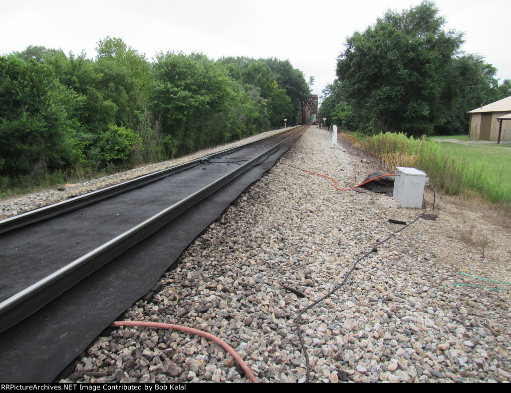 CSX Bridge looking East & grease area