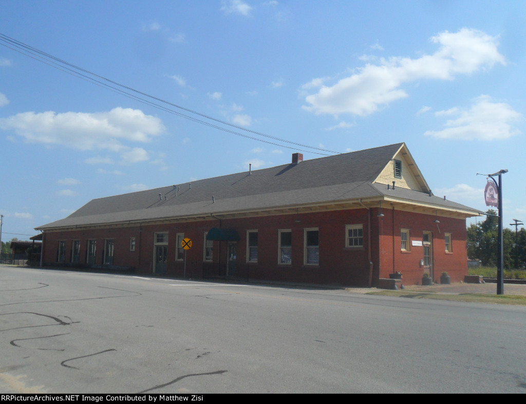 Texas & Pacific Railway Station