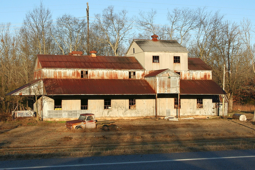 Abandoned cotton gin