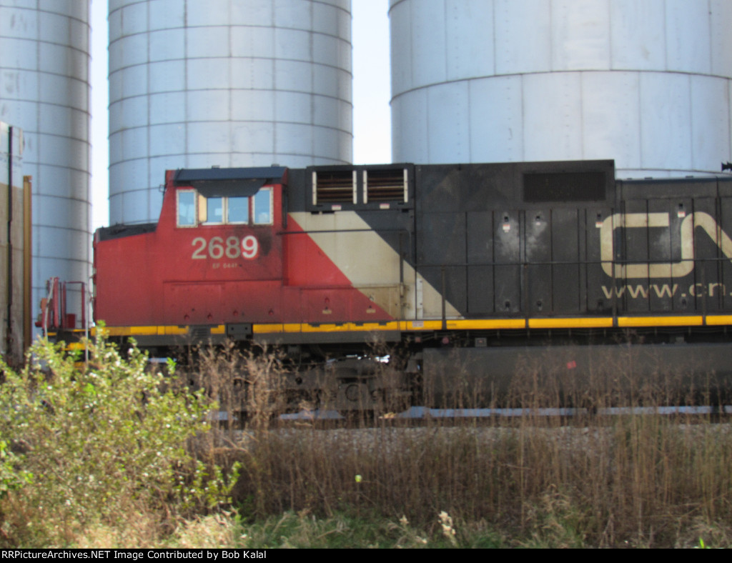 CN 2529 & 2689 heading south thru Leverett into Champaign Yard