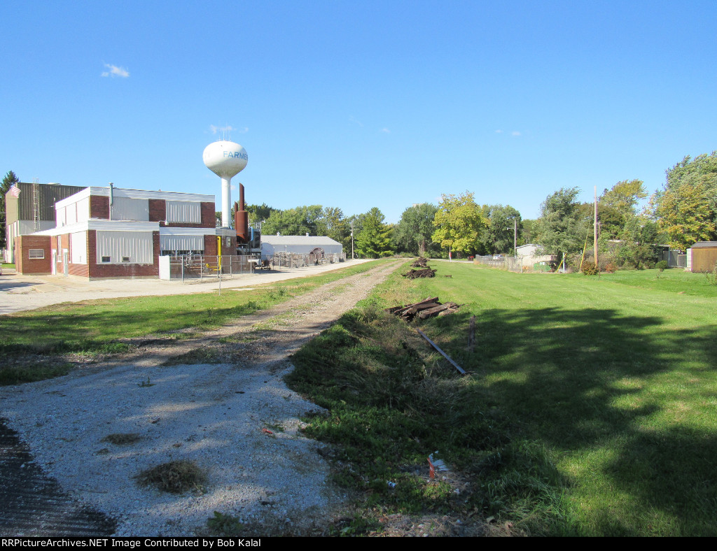 Old P&E ROW looking Northwest