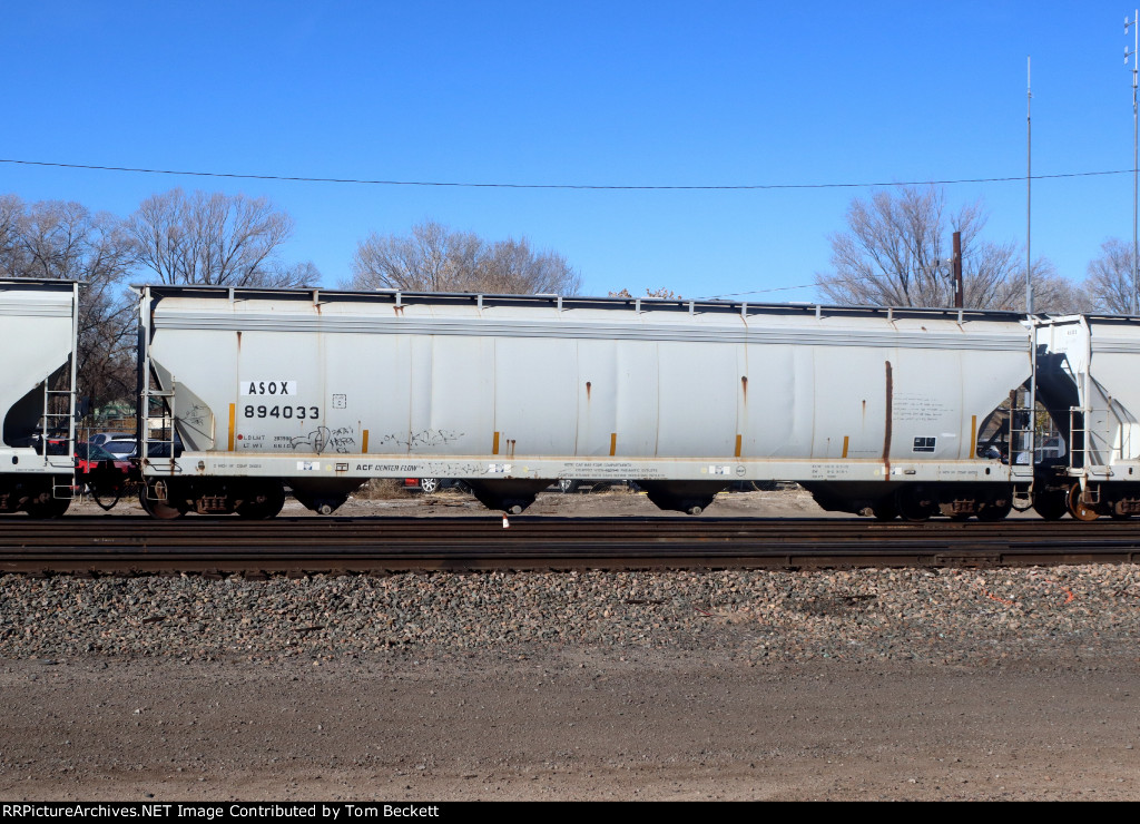 Westbound covered hopper