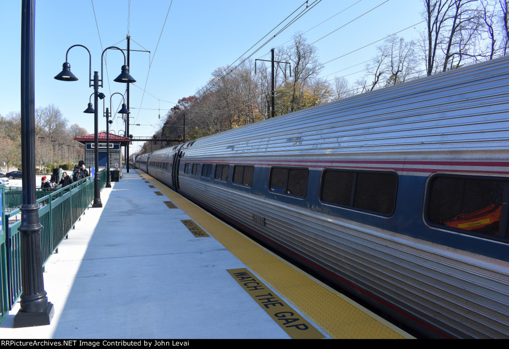 Amtrak Keystone Service Train # 663 at Exton Station