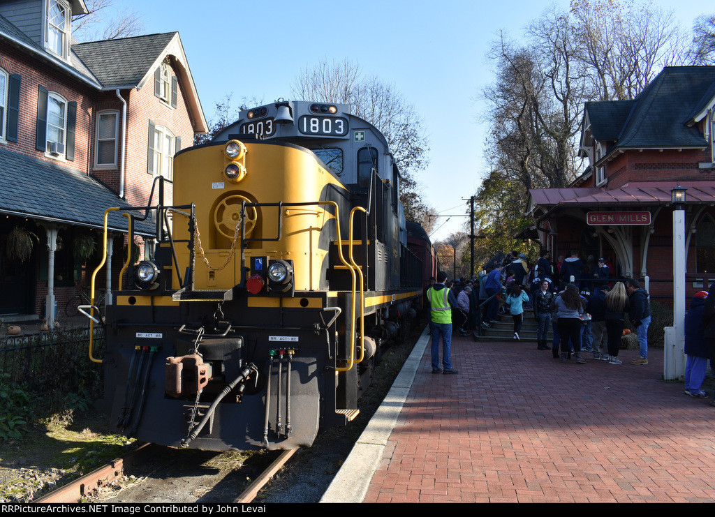 WCR at Glen Mills Station