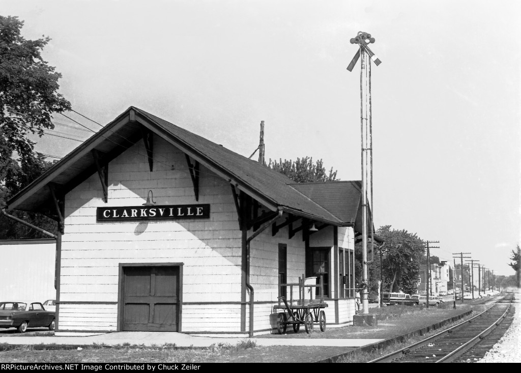 CB&Q Depot at Clarksville, Missouri