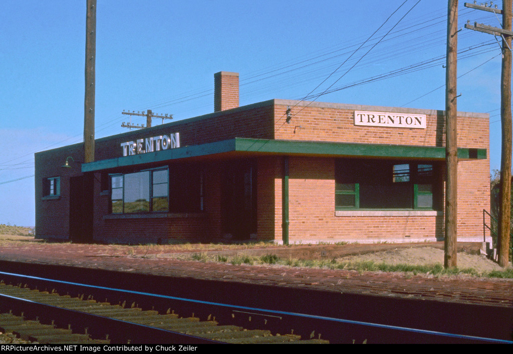 CB&Q Depot at Trenton, Nebraska