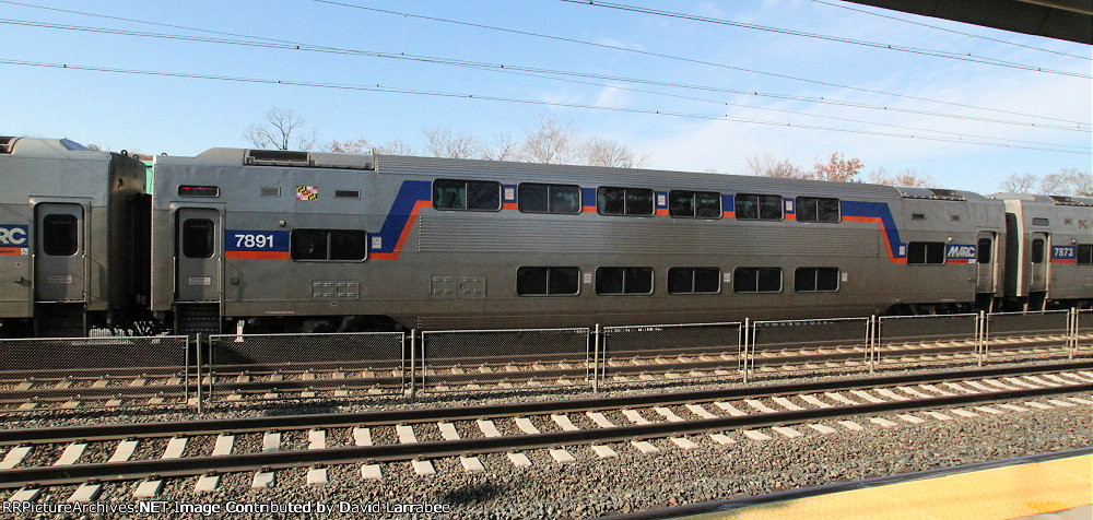 MARC 7891 on train 681