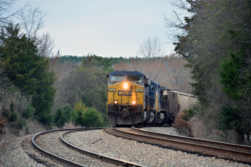 G784 grain train coming up to Delta