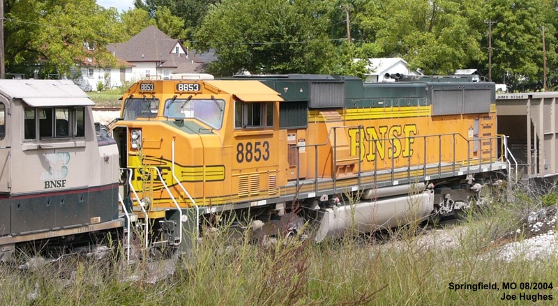BNSF 8853