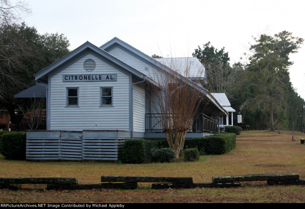 Citronelle, AL depot.
