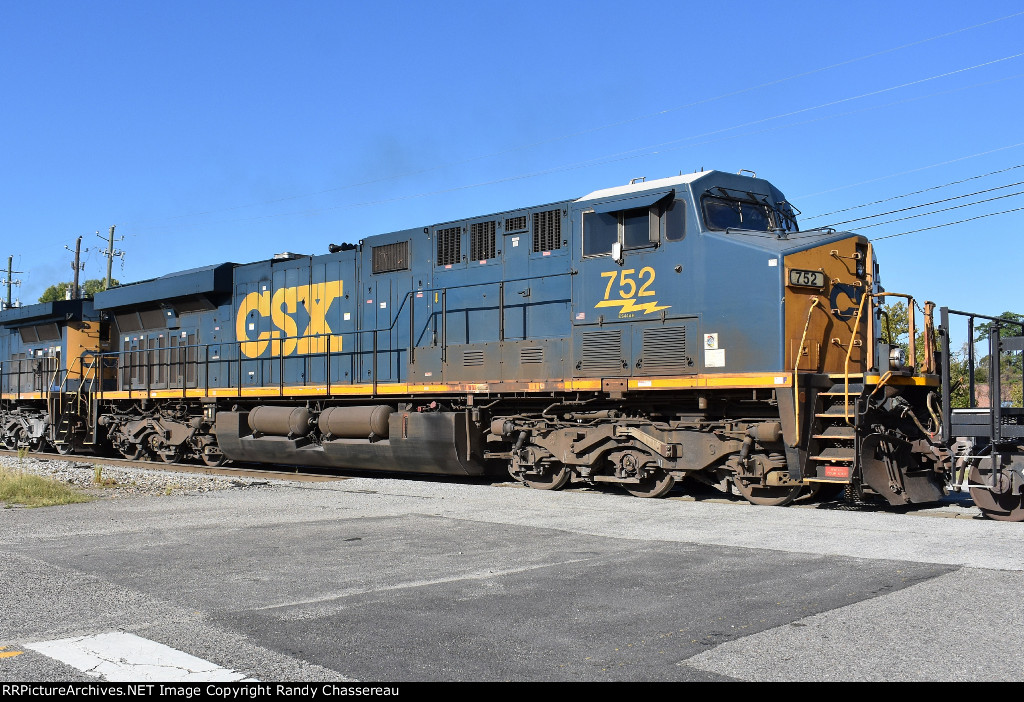 CSX 752