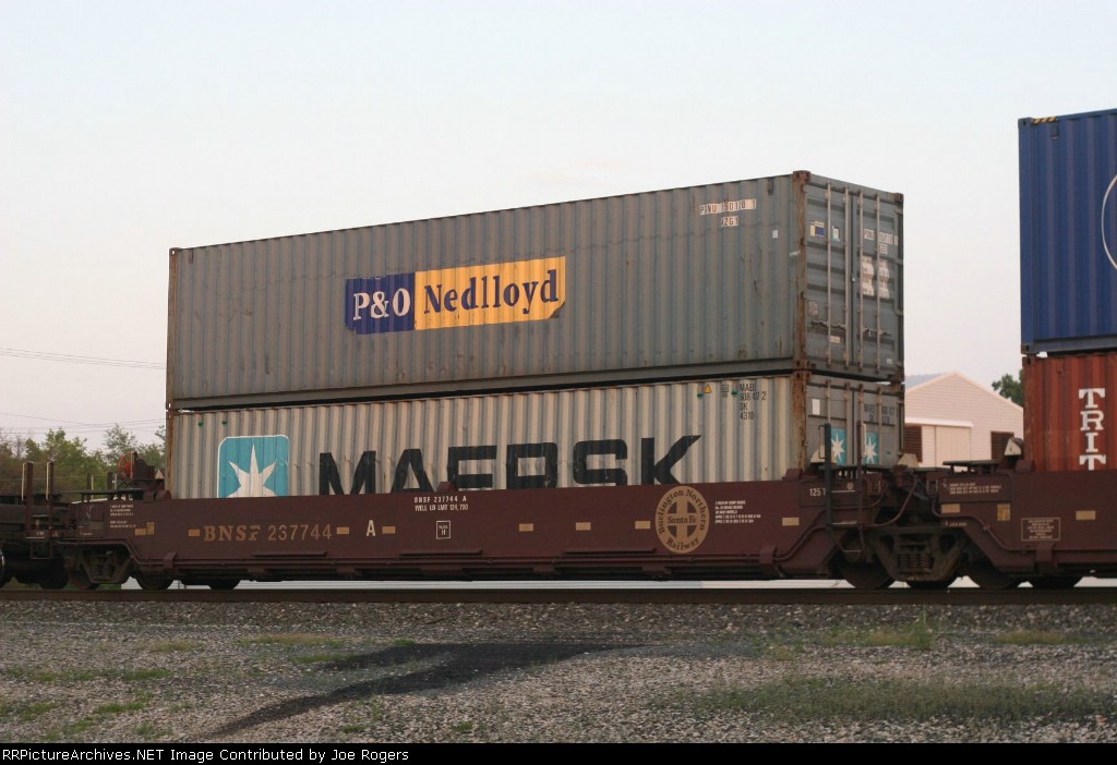 BNSF 237744