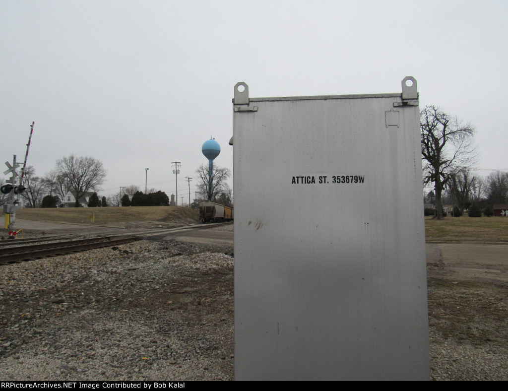 Attica Street Power Box at Crossing