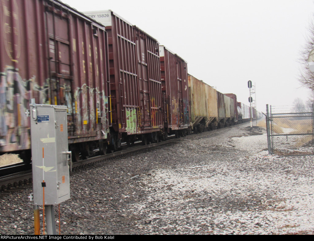 CSX 814 & CSX 711 heading South