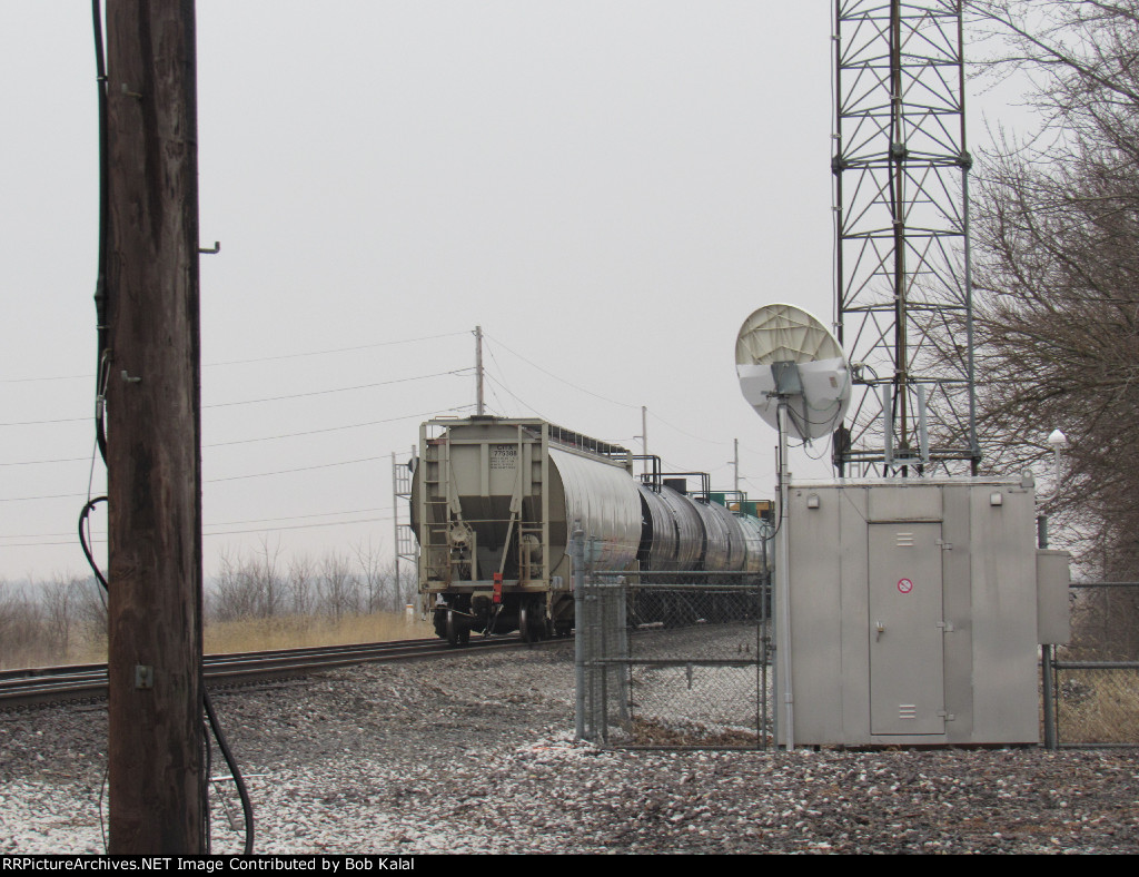 CSX 814 & CSX 711 Last Car heading South