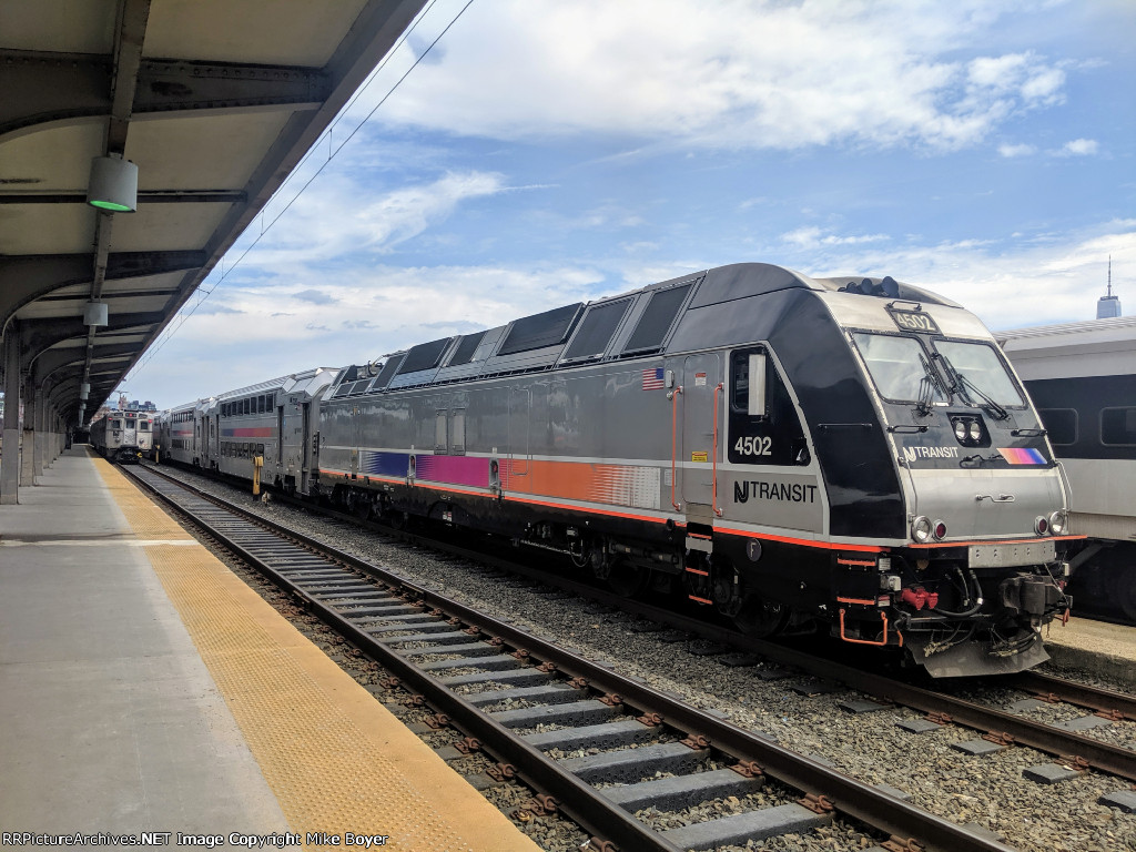 NJT 4502