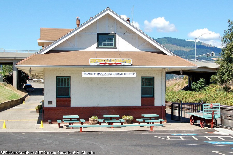 Mt. Hood RR Station