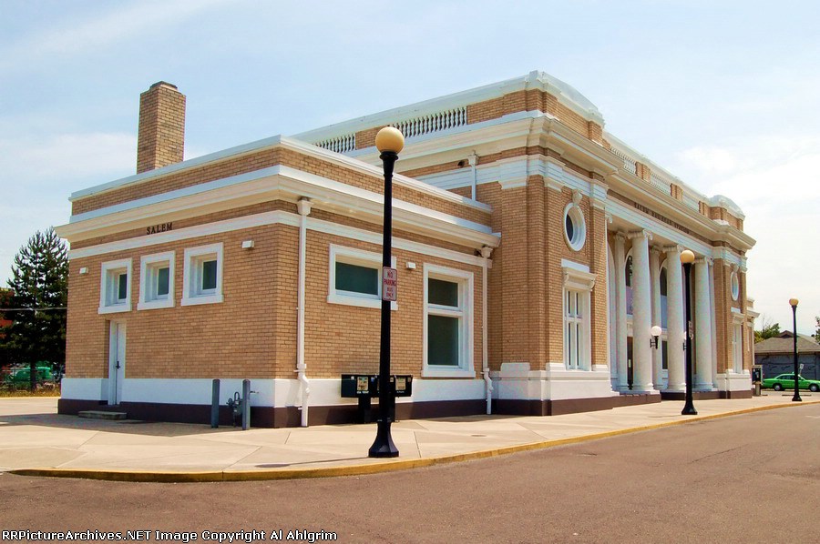 Salem Amtrak