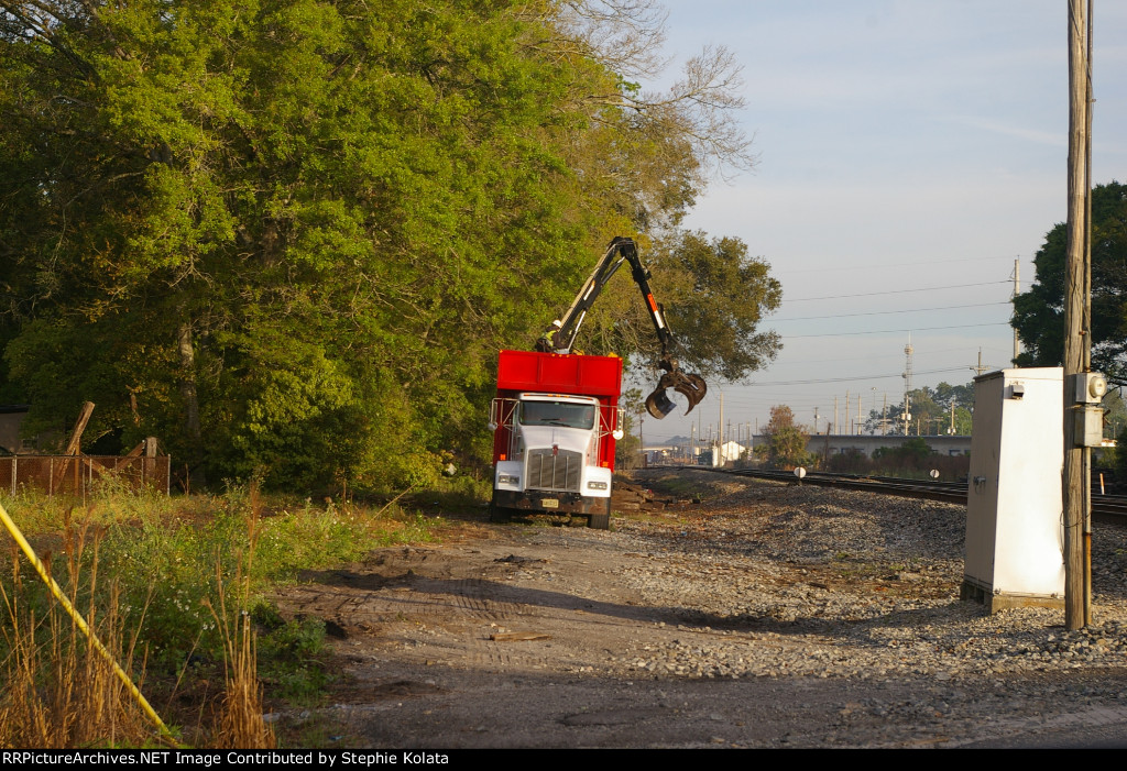 NS CONTRACTOR PICKING UP OLD TIES