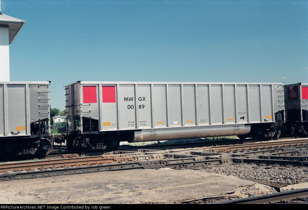 MWGX 89