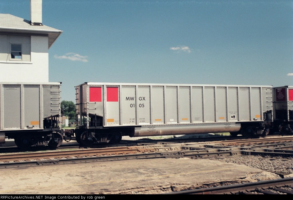 MWGX 105