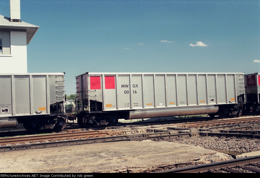 MWGX 16