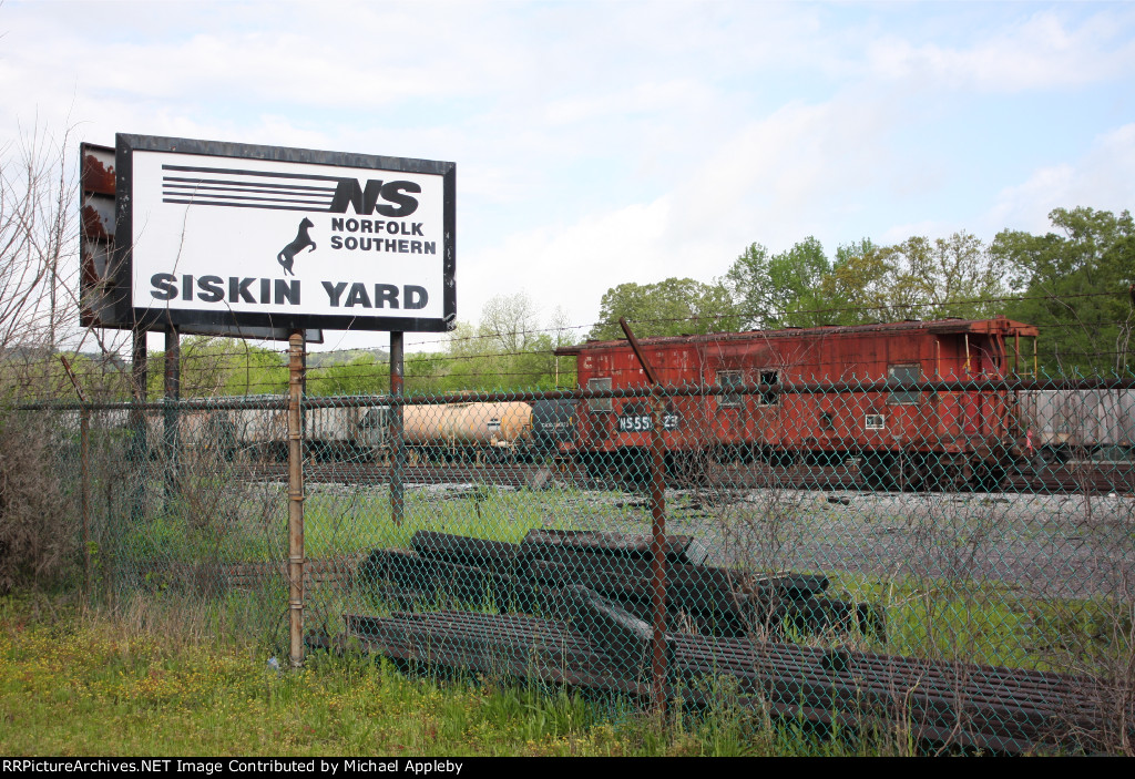 NS Siskin yard.