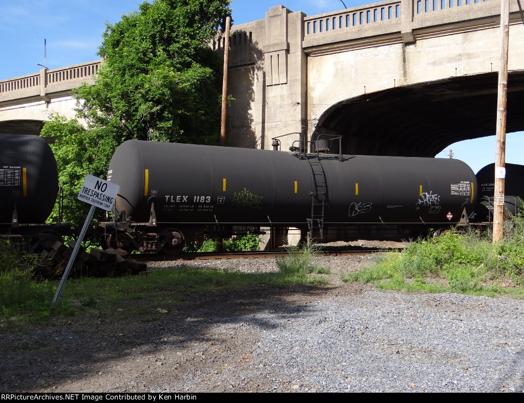 TLEX 1183