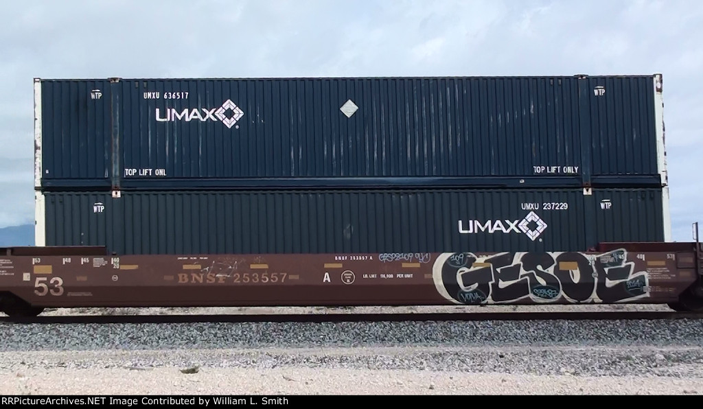 EB Intermodal Frts at Erie NV -86