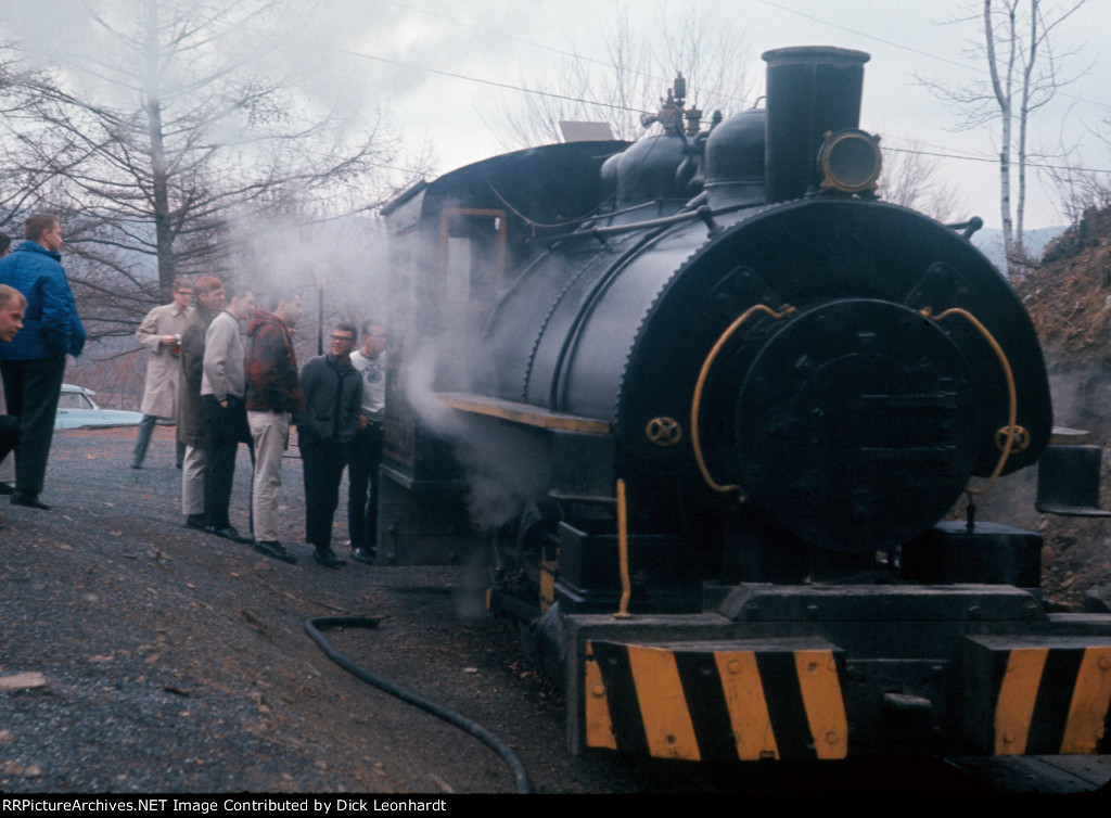 Pionrrt Yimmr Coal Mine locomotive