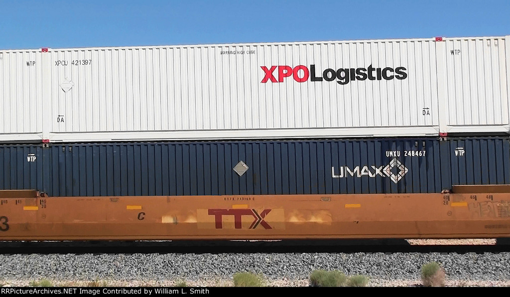 EB Intermodal Frts at Erie NV -92