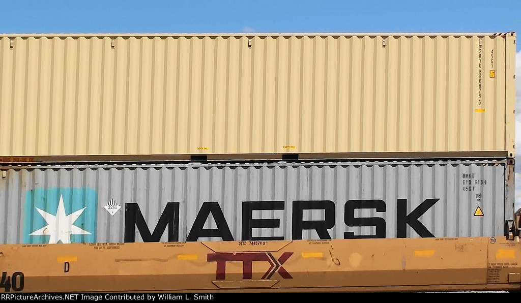 WB Intermodal Frt at Erie NV -35