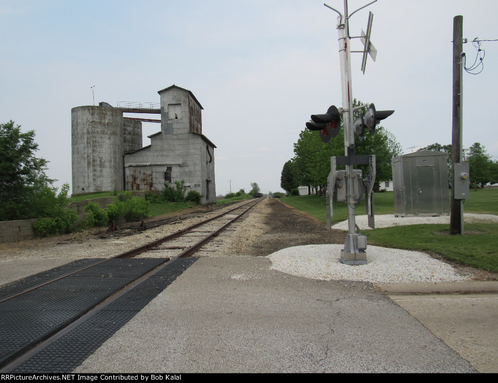 Looking East down NKP Tracks at Cheneyville Road