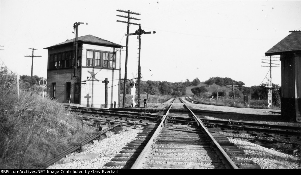 NKP/PRR Interlocking Tower - Farmdale, IL
