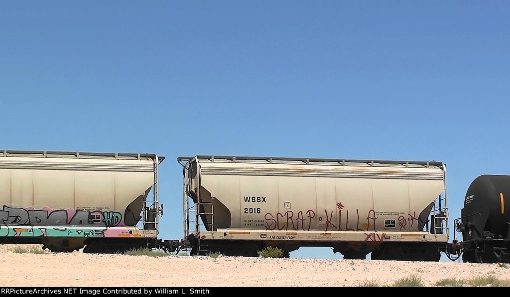 EB Manifest Frt at Erie NV -71