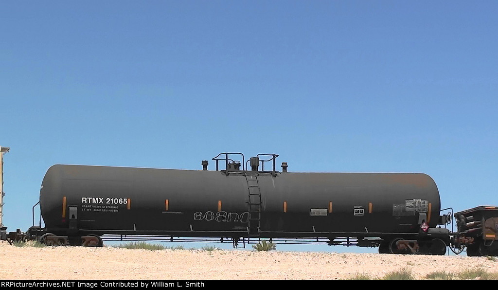 EB Manifest Frt at Erie NV -82