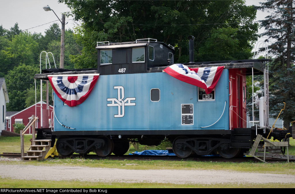 Boston and Maine Caboose 487 on static display next to Union, NH depot
