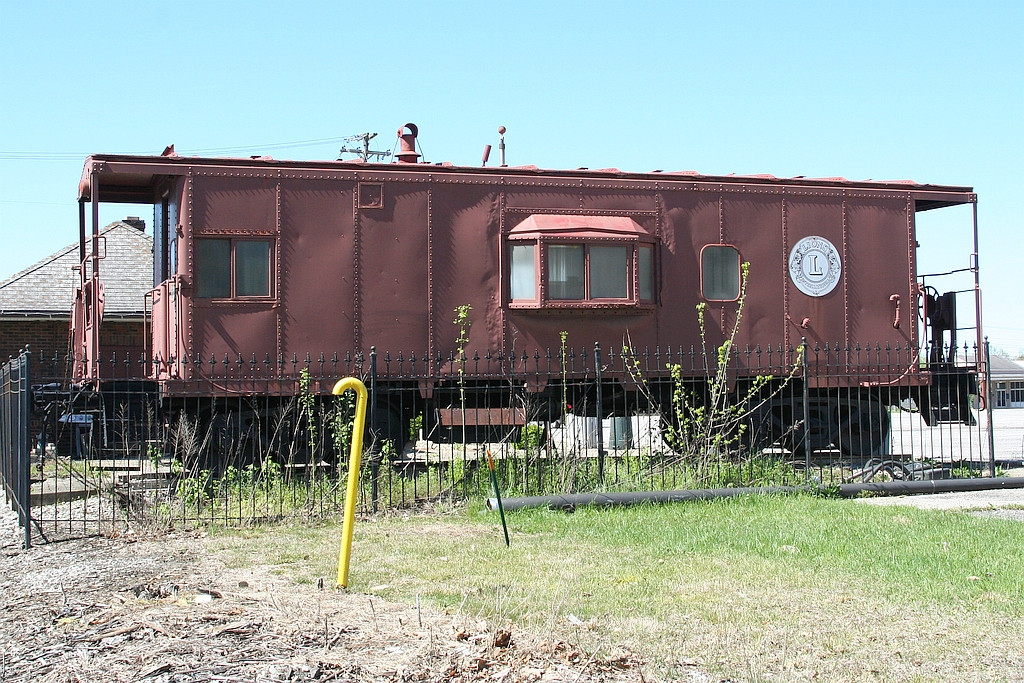 Unknown number caboose