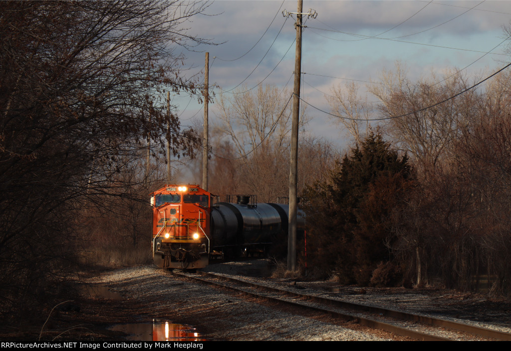 BNSF 9736