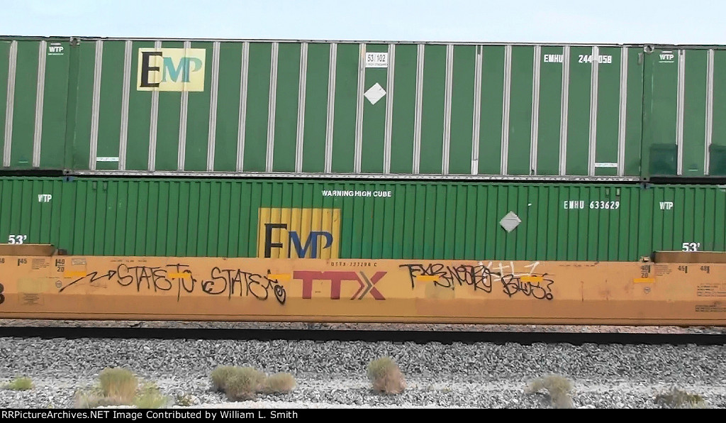 WB Intermodal Frt at Erie NV -98