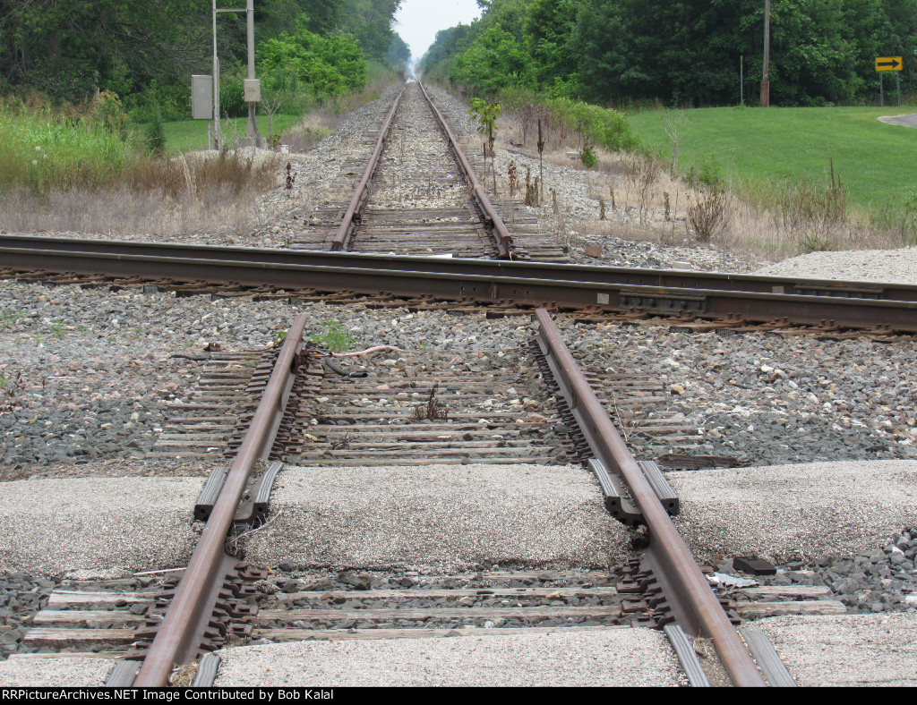 Looking East at CSX Track & Diamond from Perkins St. Crossing