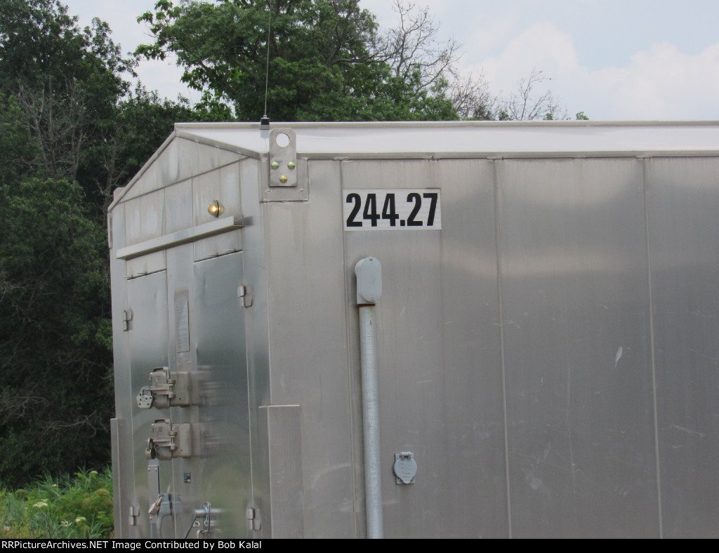 Odin Diamond Electric Box & Mile Post