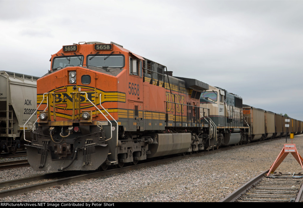 BNSF5658 