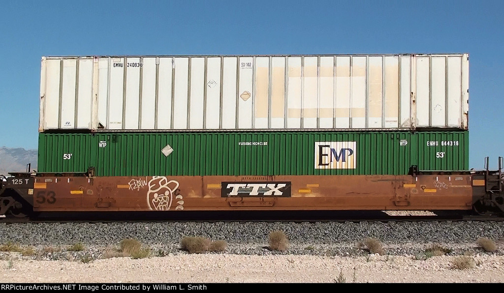 WB Intermodal Frt at Erie NV -194