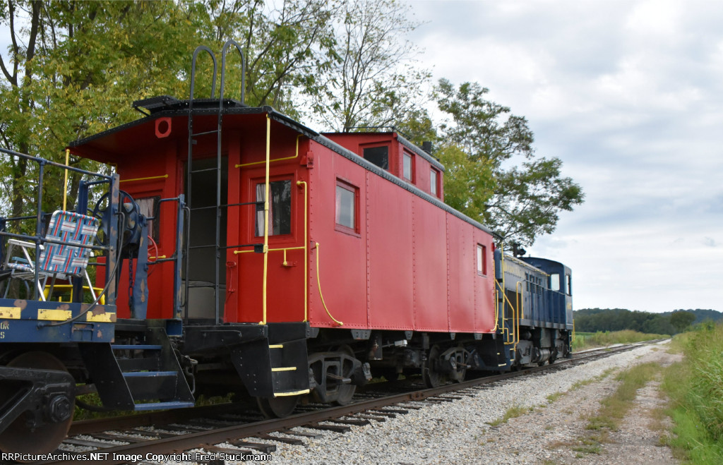 NW 557732 is a former NKP caboose.