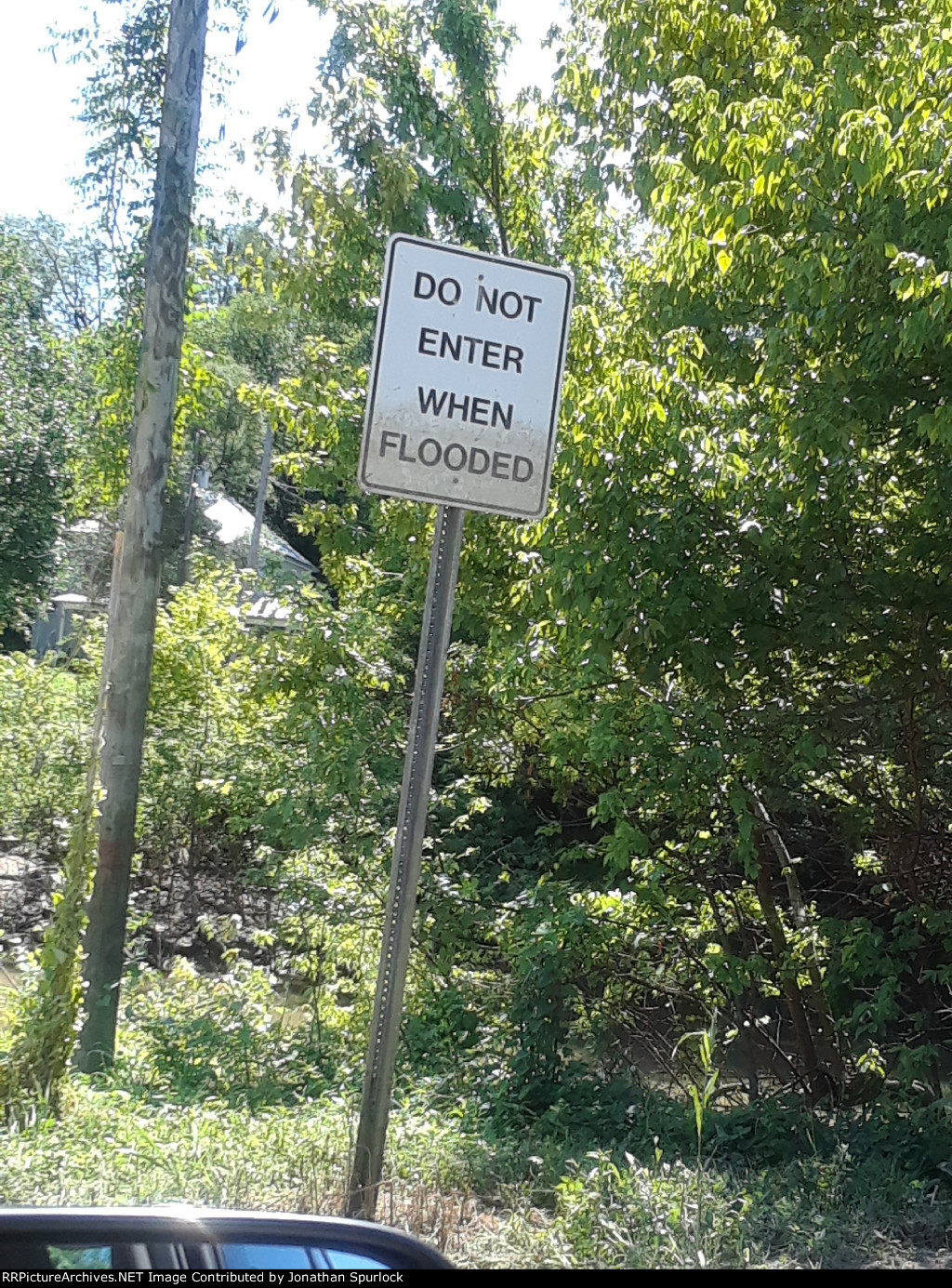 Sign near UP tracks in Jefferson City, MO