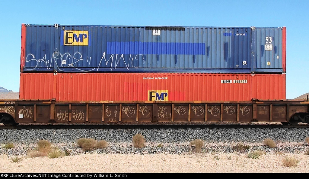 WB Intermodal Frt at Erie NV -43