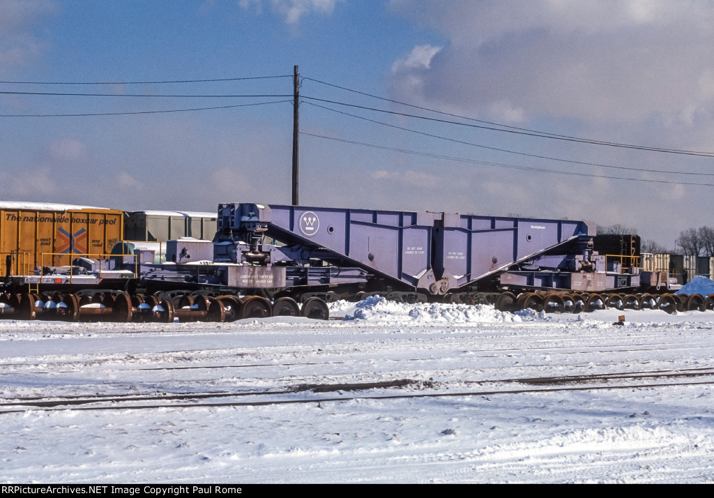 WECX 102, Westinghouse 600-ton 22-axle Transformer Car, at UP Yard Center