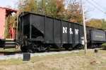 NW H-9 open hopper car