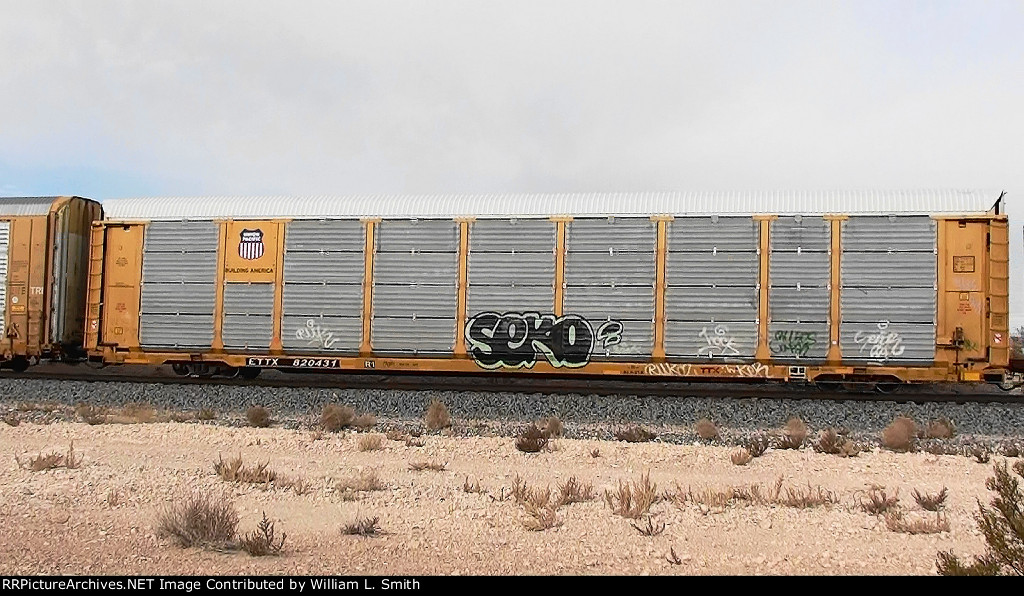 WB Unit Vehicular Flat Car Frt at Erie NV -16
